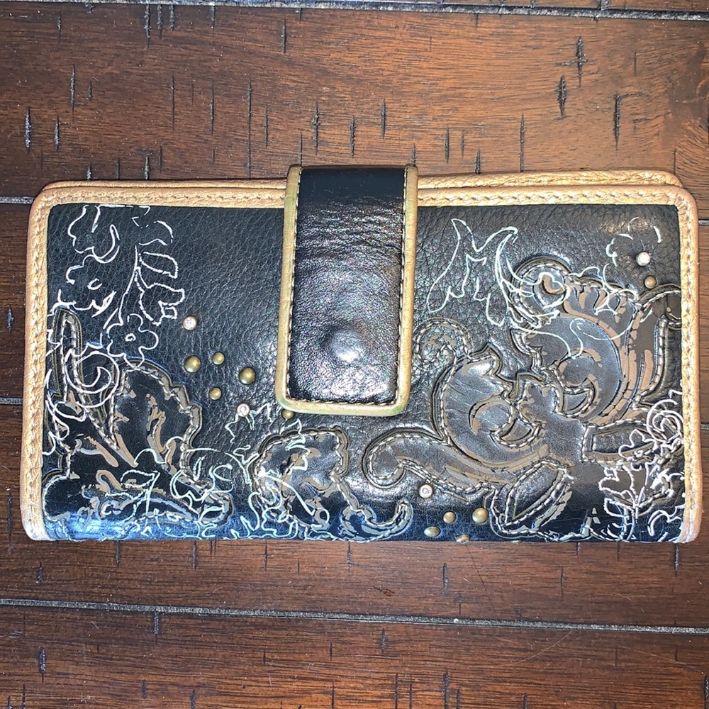 Fossil wallet